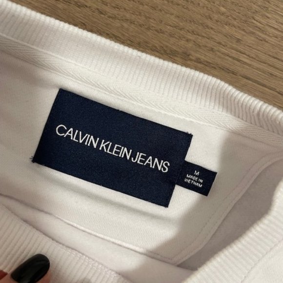 Calvin Klein Jeans Sweatshirt - Picture 3 of 7